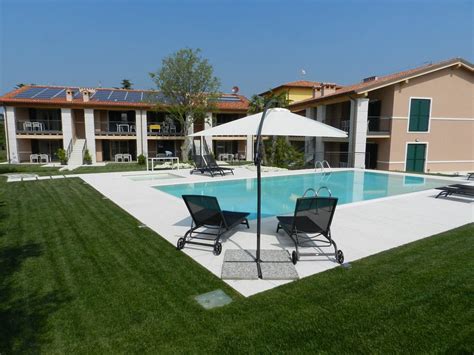 residence la prada calmasino|Apartment 'Golf Residence La Ca' with Shared Pool and Private .